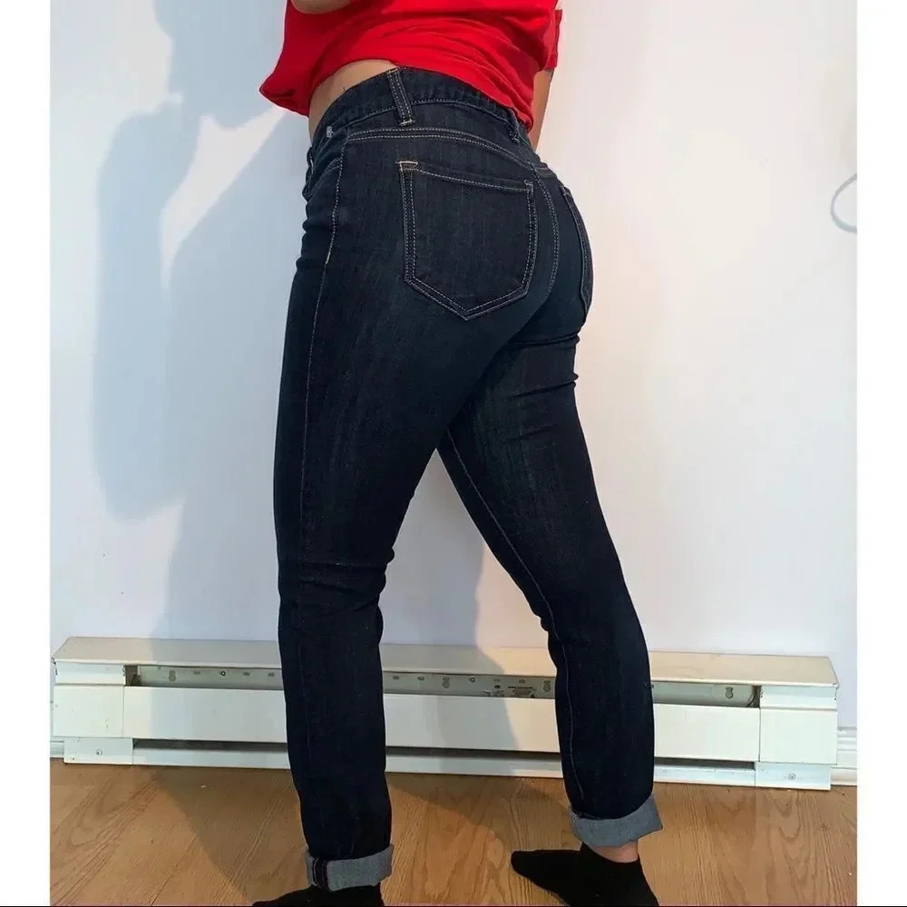 ❣️Tommy Hilfiger Mid rise dark blue skinny Jeans Sz4